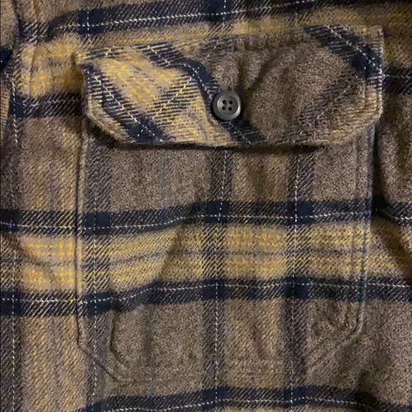Flannel - Picture 3 of 4